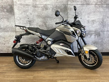 Charger l'image dans la galerie, 2024 SCOOTTERRE AR-50