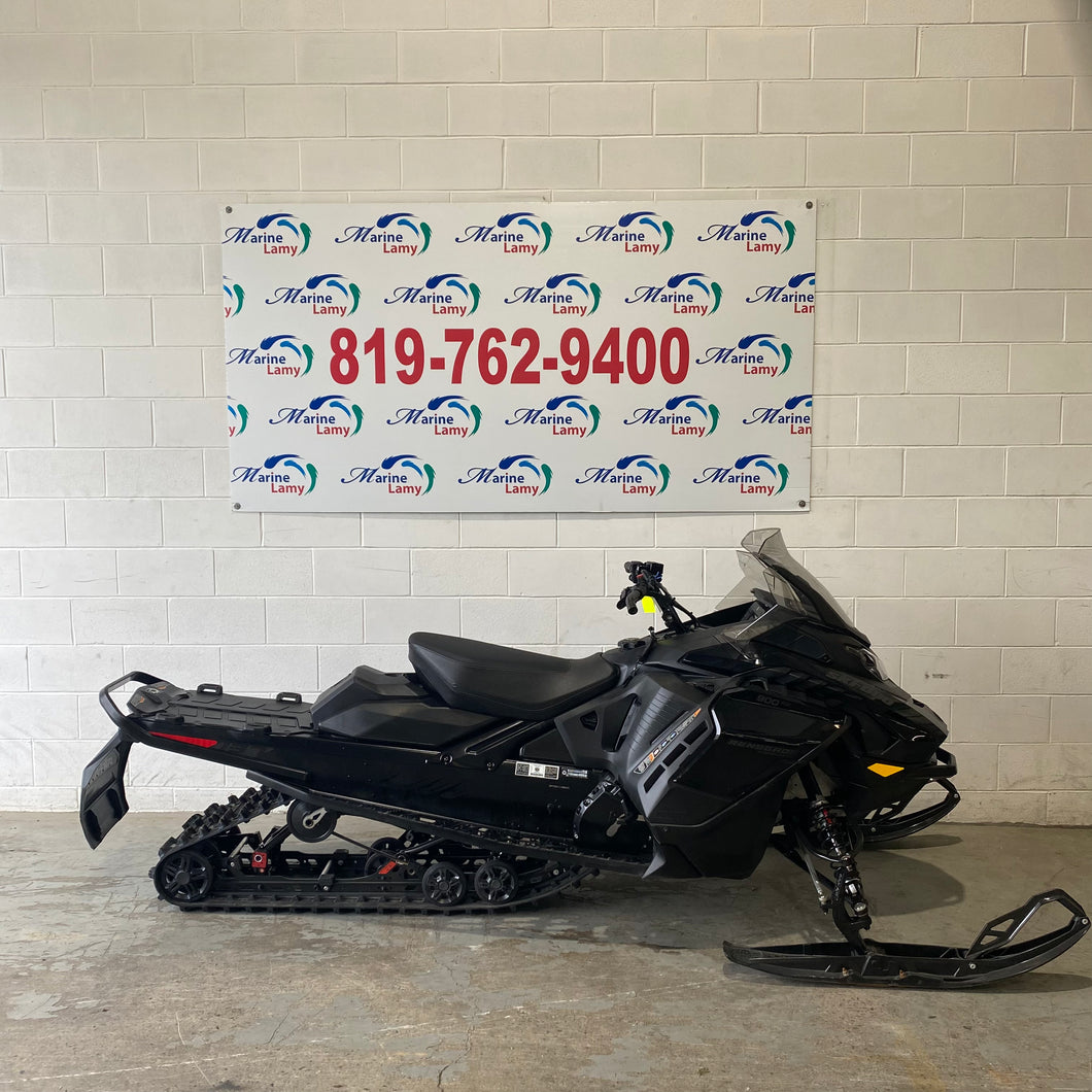 2025 Ski-Doo Renegade adr 900 ace