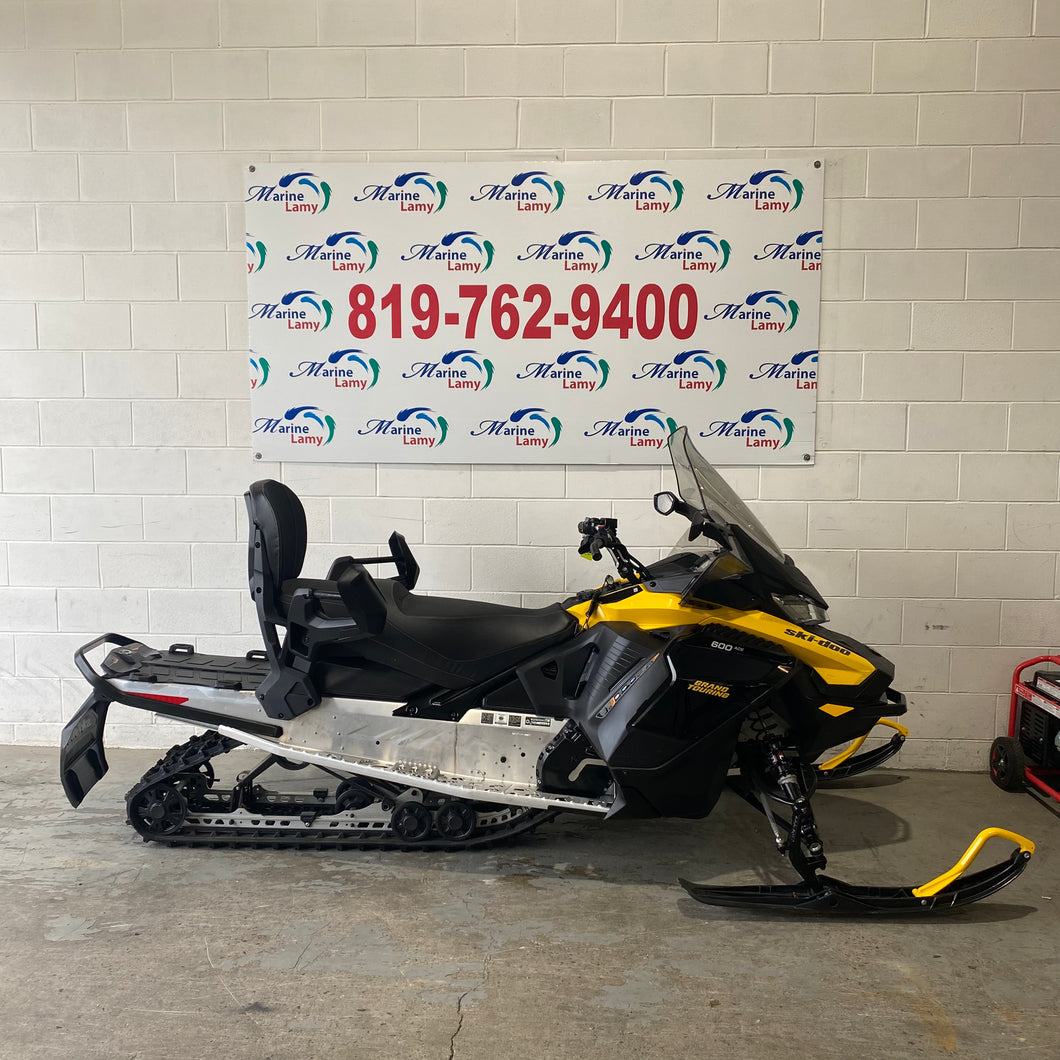2025 Ski-Doo Grand Touring 600 ace