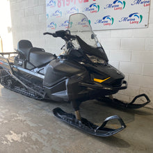 Load image into Gallery viewer, 2023 Ski-doo Skandic 900 ace 20 po
